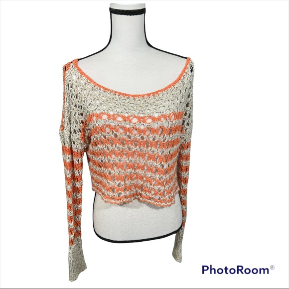Free People Sweaters - Free People open knit crop top sweater